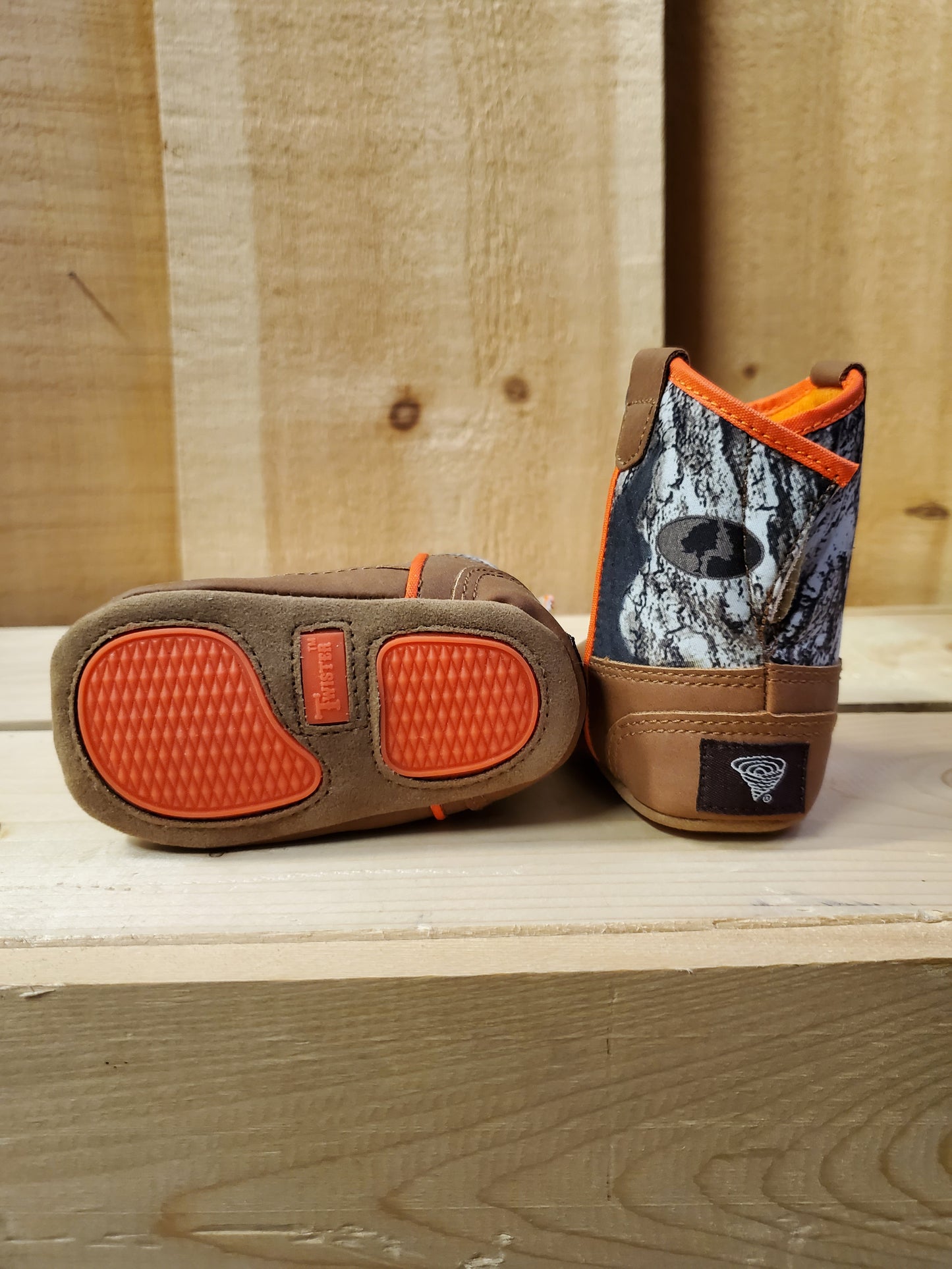 'Gunner' Baby Buckers® by Twister®