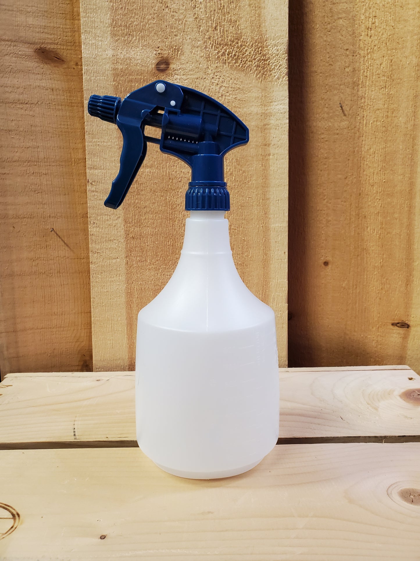 Little Giant® 32 oz Spray Bottle