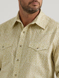 20X™ Competition Advance Comfort Khaki Print Men's Shirt by Wrangler®