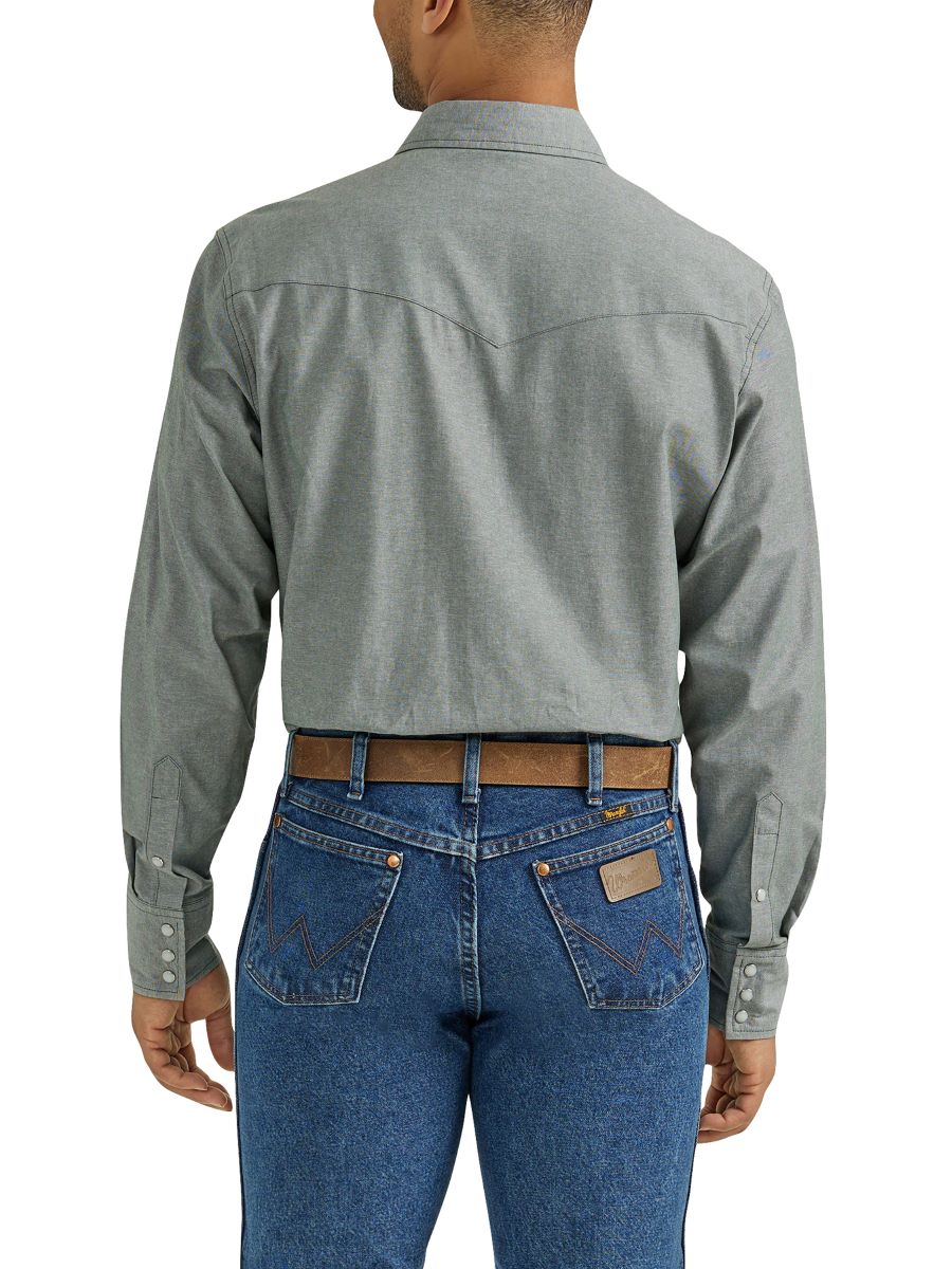 Cowboy Cut™ Chambray Green Men's Shirt by Wrangler®