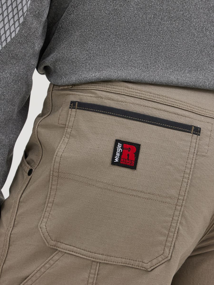 Riggs Workwear® Tech Carpenter Men's Short by Wrangler®