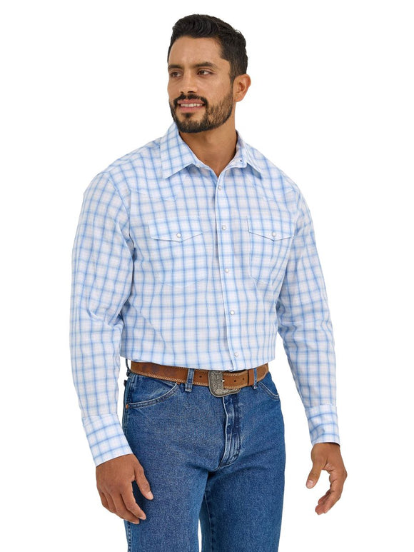 Classic Fit Blue Plaid Men's Shirt by Wrangler®