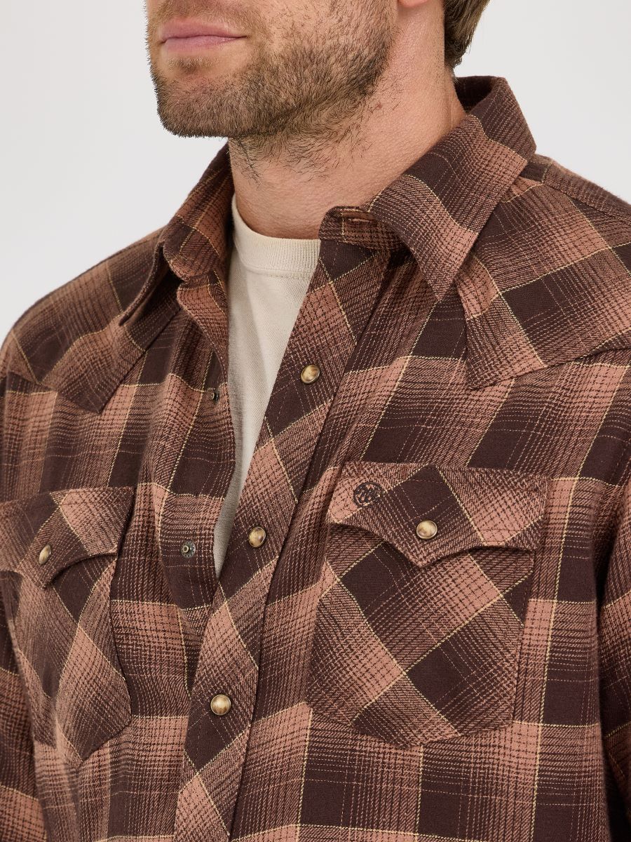 Retro™ Brown Brushed Cotton Men's Shirt by Wrangler®