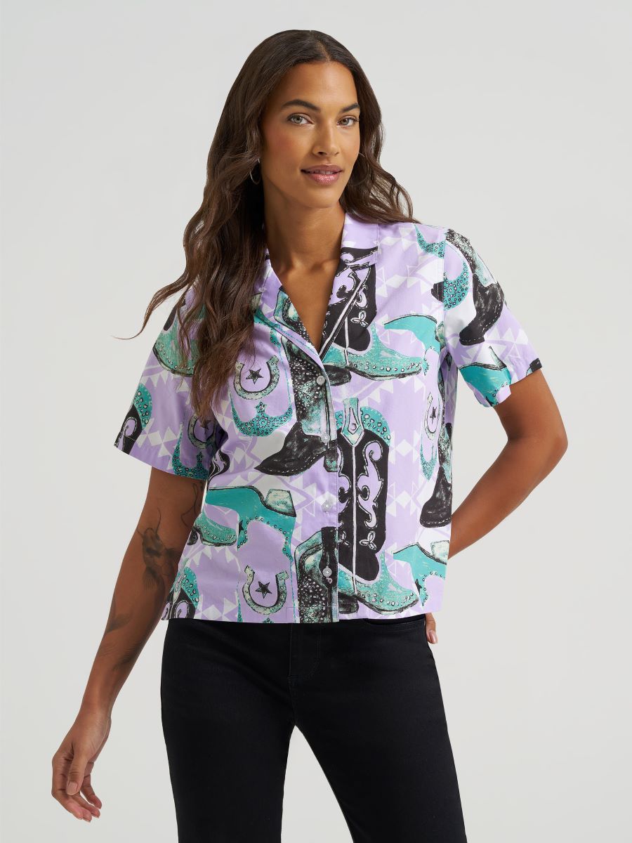 Retro™ Boot Print Short Sleeve Women's Top by Wrangler®