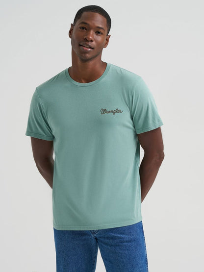 Oil Blue Kneeling Cowboy Men's T-Shirt by Wrangler®
