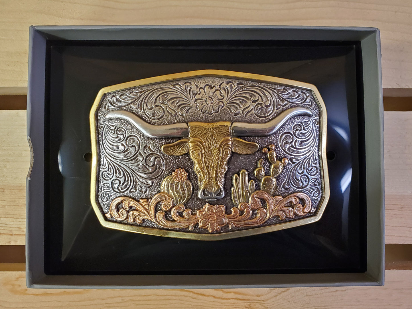 Tri Tone Steerhead & Cacti Belt Buckle by Nocona®