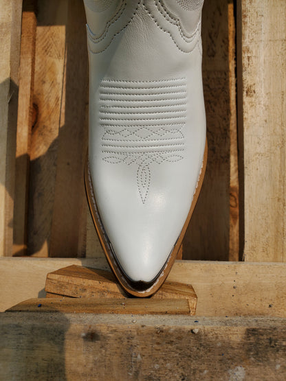White 'Crush'™ Women's Boot by Durango®
