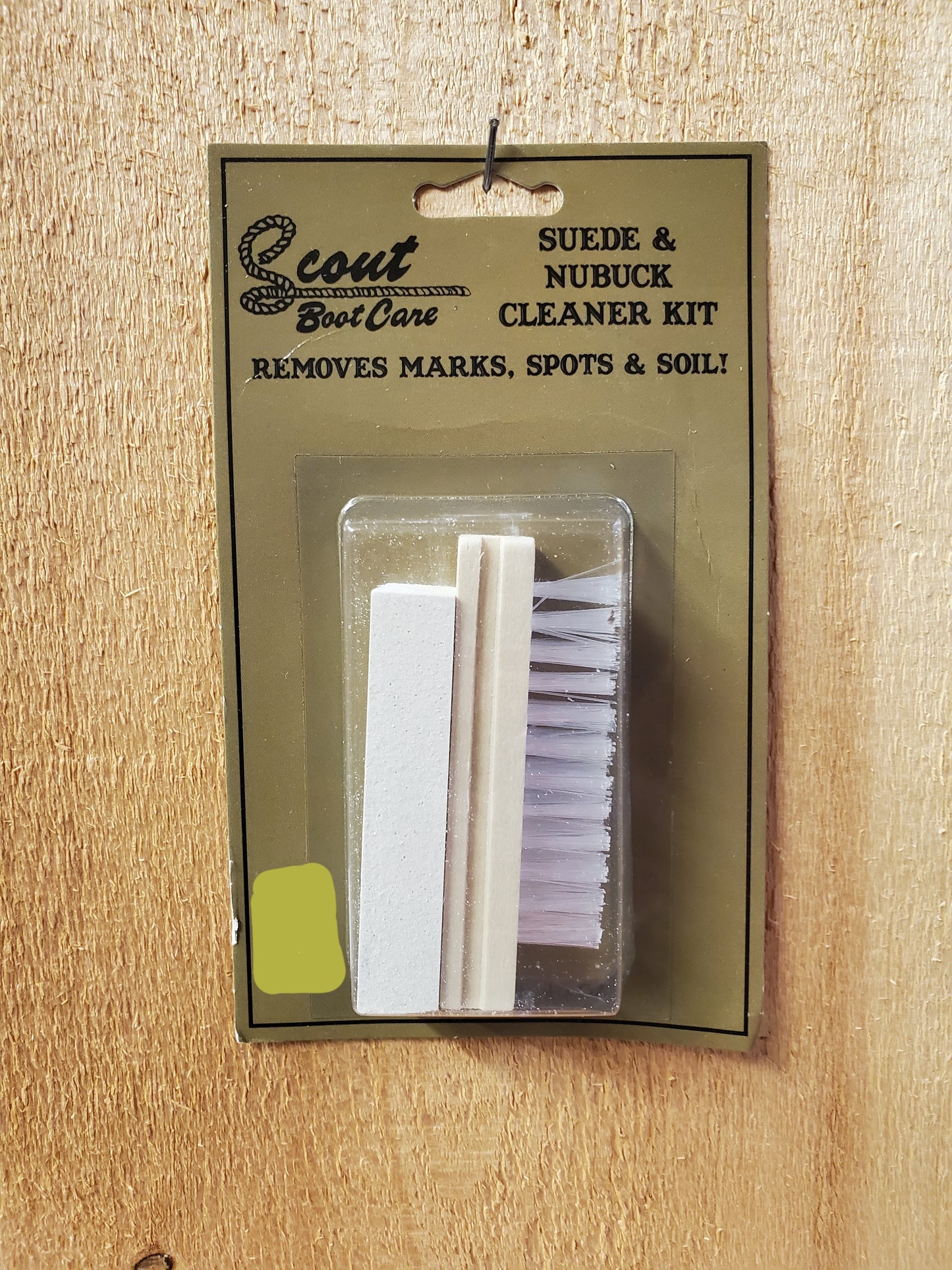 Packaging of Scout Boot Care Suede And Nubuck Cleaner Kit, displaying a cleaning brush and a card with product information.