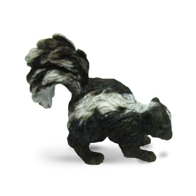 Skunk Figurine by CollectA