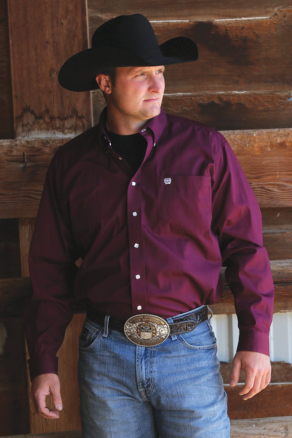 Solid Burgundy Classic Fit Men's Shirt by Cinch®