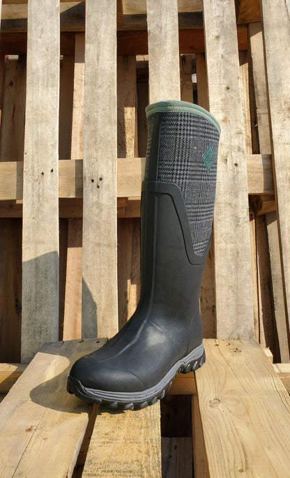 Plaid Arctic Sport II Tall Women's Boots by Muck Boot Co.®