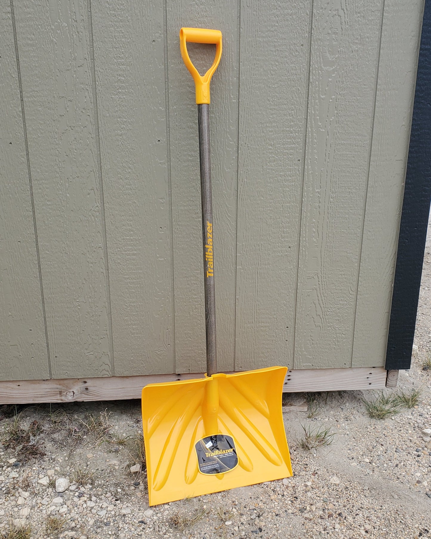 Traileblazer® Winter Series Shovel - 18" Polyblade