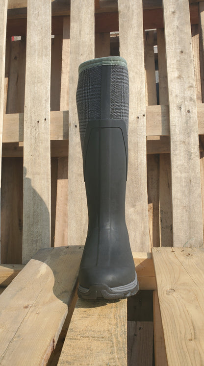 Plaid Arctic Sport II Tall Women's Boots by Muck Boot Co.®