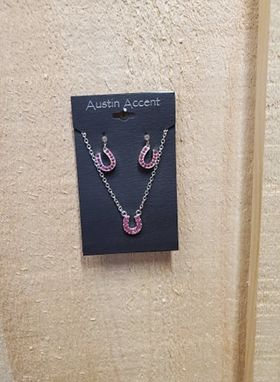 Horseshoe Jewelry Set by Austin Accents