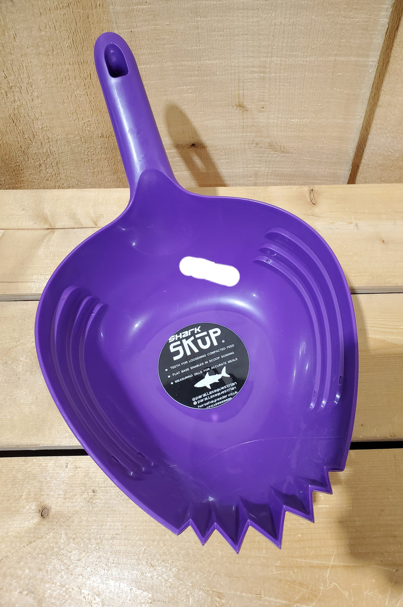 Shark Skup® Feed Scoop – Stone Creek Western Shop