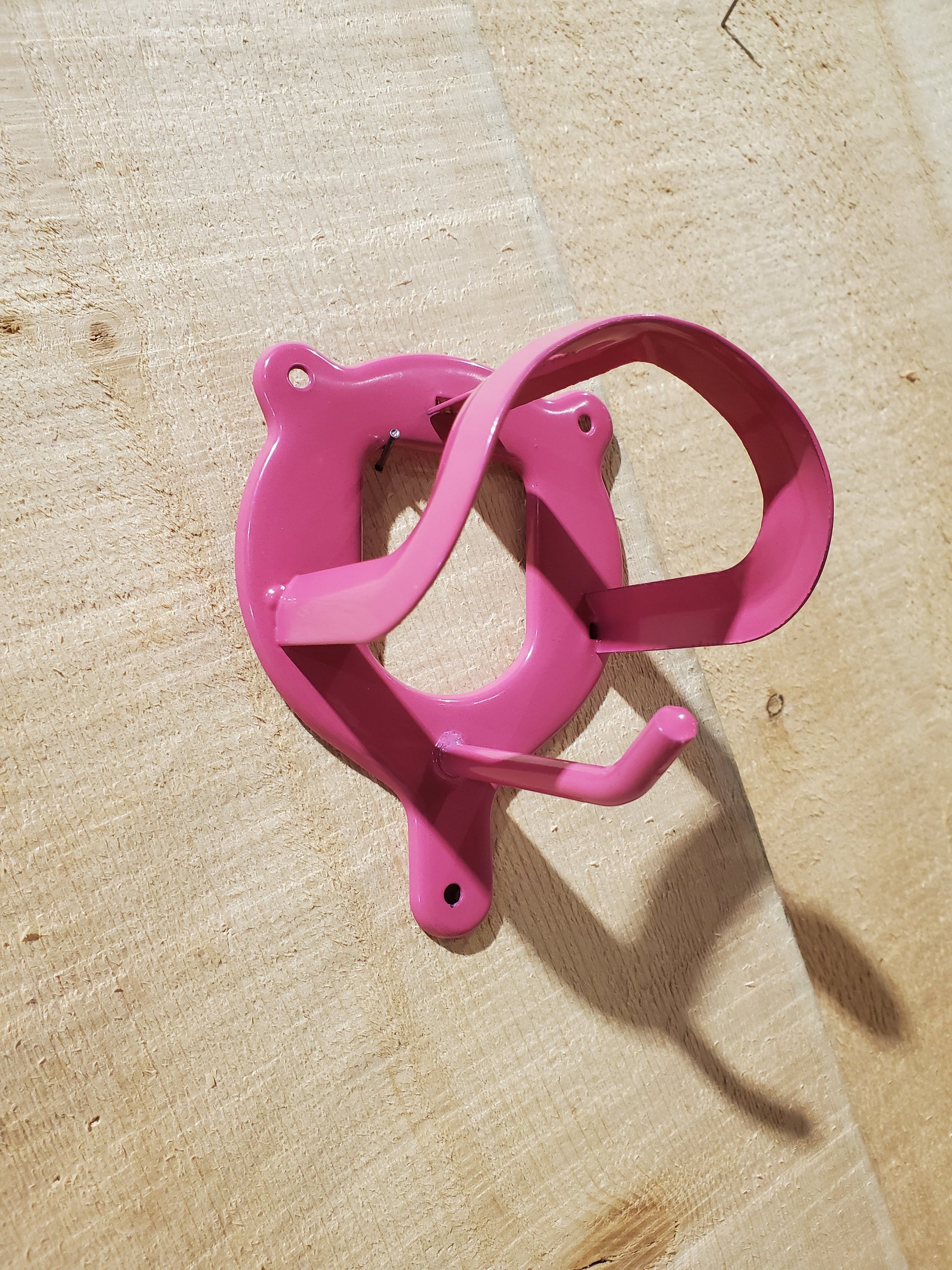 a pink bridle hook
