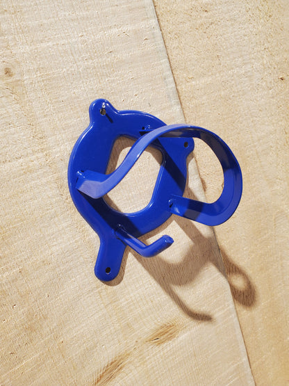 a blue bridle hook