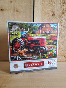 'Coming Home' McCormick Farmall™ 1000 Piece Puzzle