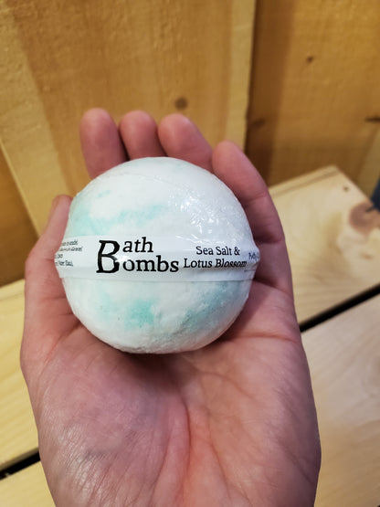 Bath Bombs by Pretty Little Industries