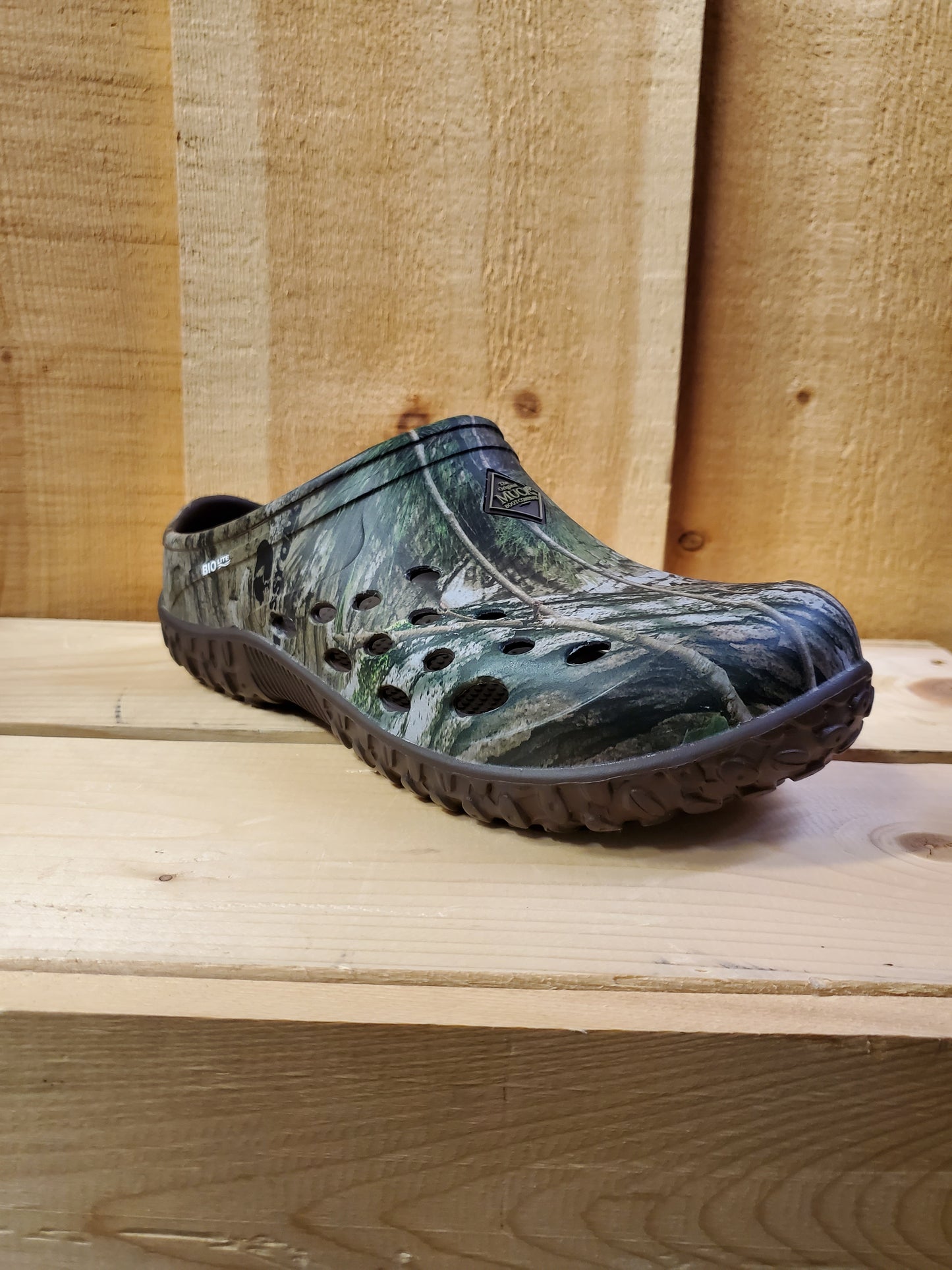 Mossy Oak® Muckster Lite® Men's Shoe by Muck Boot Company®