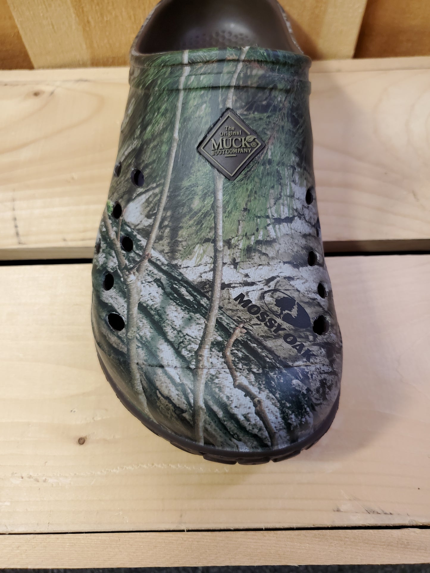 Mossy Oak® Muckster Lite® Men's Shoe by Muck Boot Company®