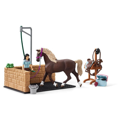 Horse Club™ Wash Bay With Emily & Luna Set by Schleich®